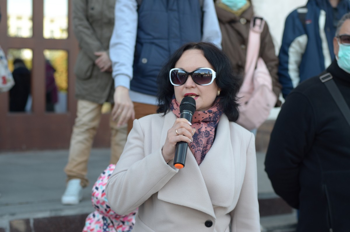 Ірина Веремчук виступає на екологічний акції протесту