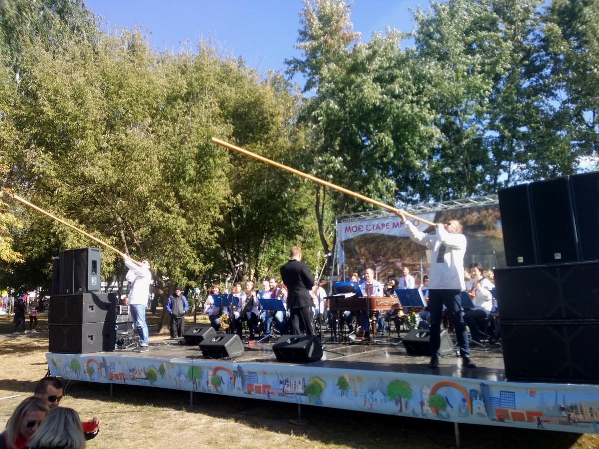Трембіти НАОНІ