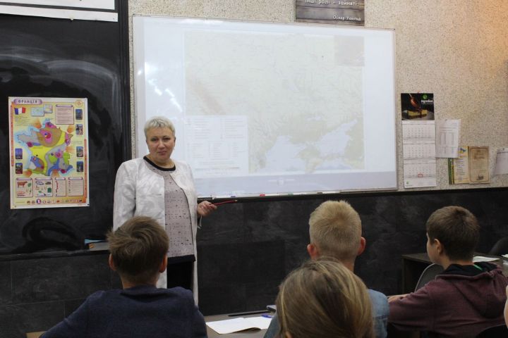 День учителя, гімназія