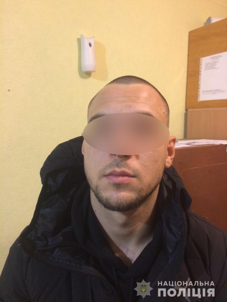 затриманий крадій годиннків і грошей