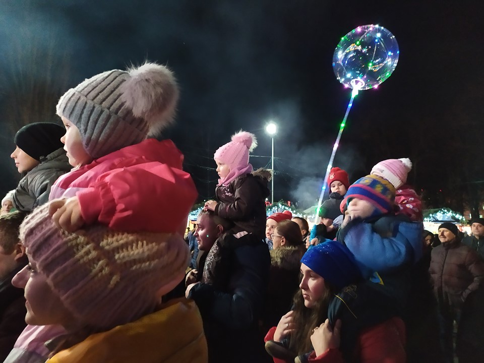 відкриття ялинки