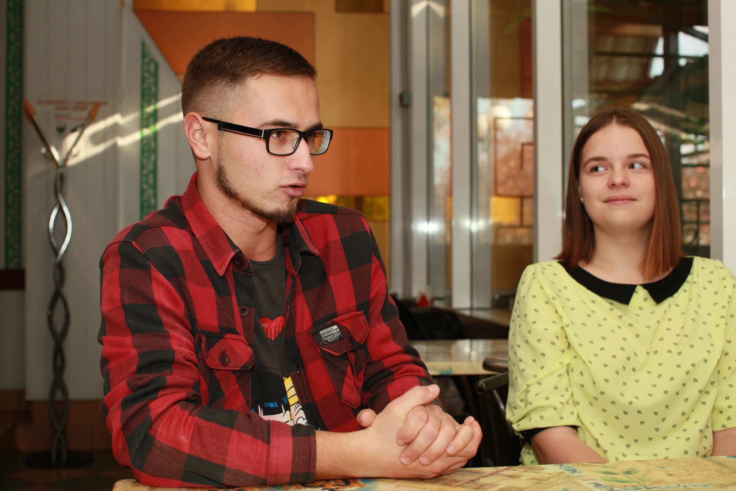 Еліна Іващенко