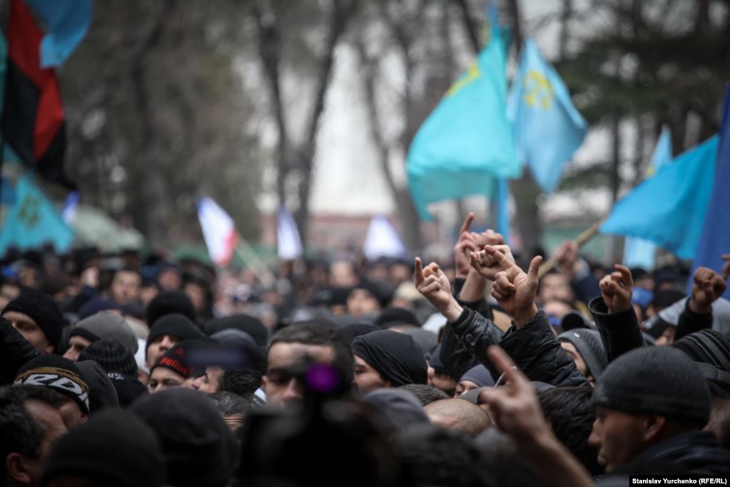 Проросійські мітингувальники, Крим