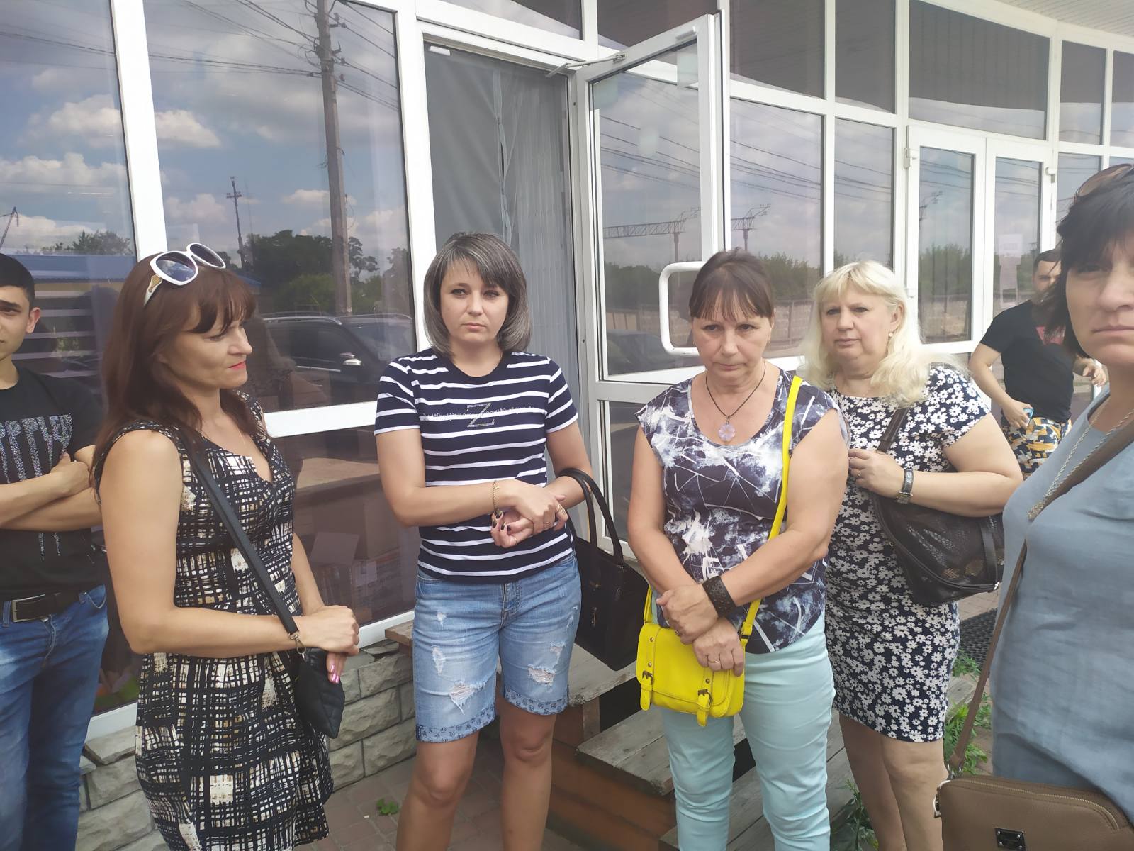"кинули" а пошитті респіраторів