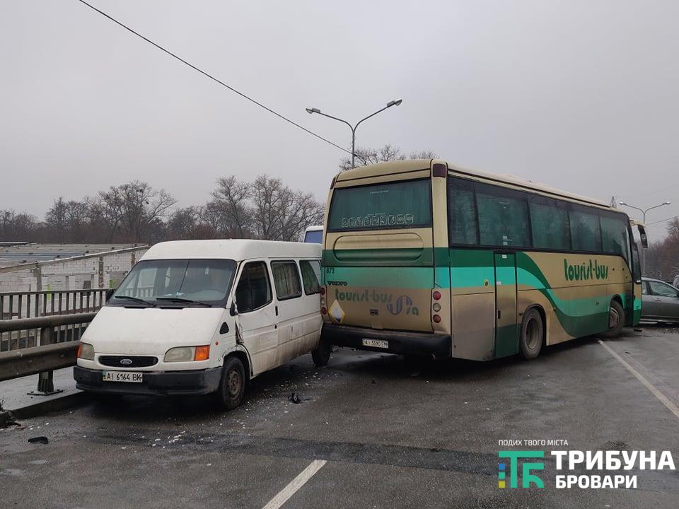 Масштабна ДТП на торгмашівському мосту 03.12.2020, фото Карпій
