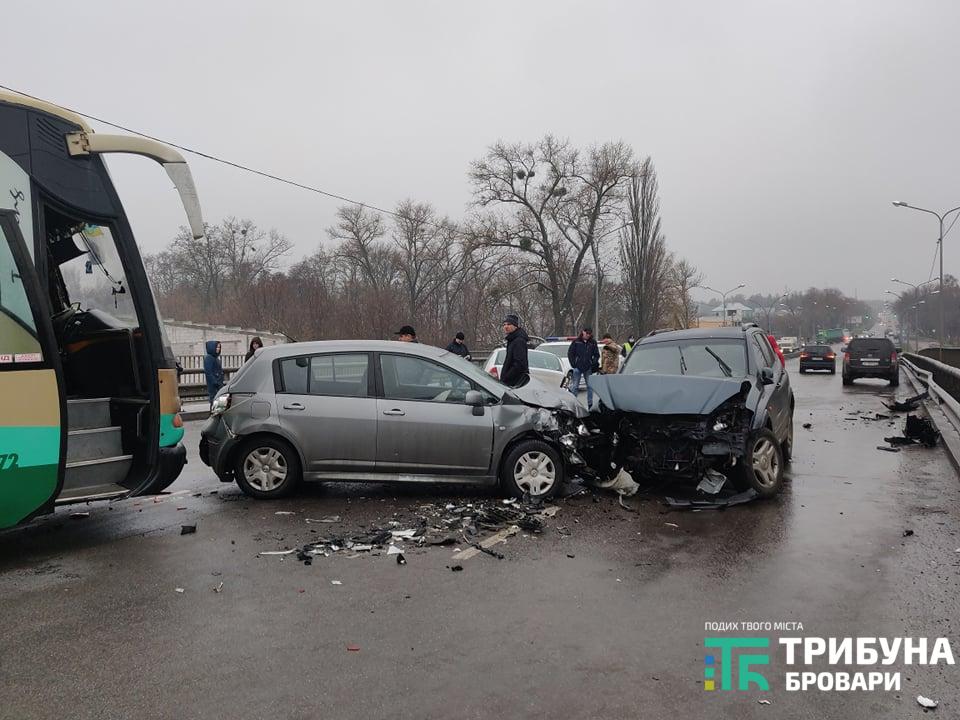 Масштабна ДТП на торгмашівському мосту 03.12.2020, фото Карпій
